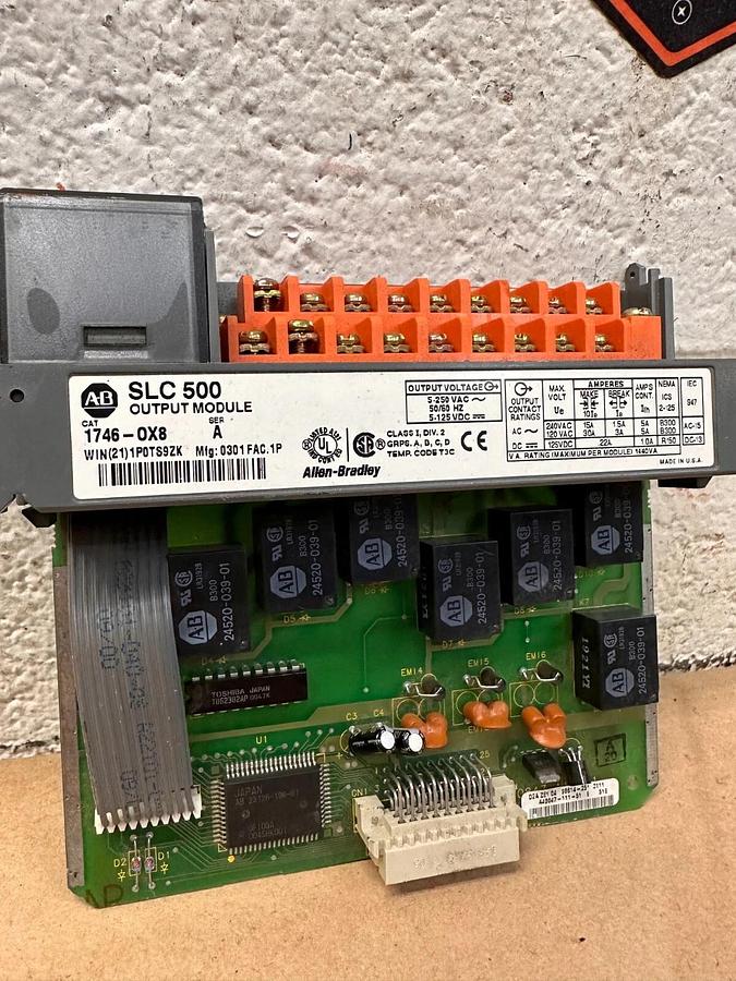 Used Allen Bradley - 1746-0X8 Series A - SLC 500 Output Module