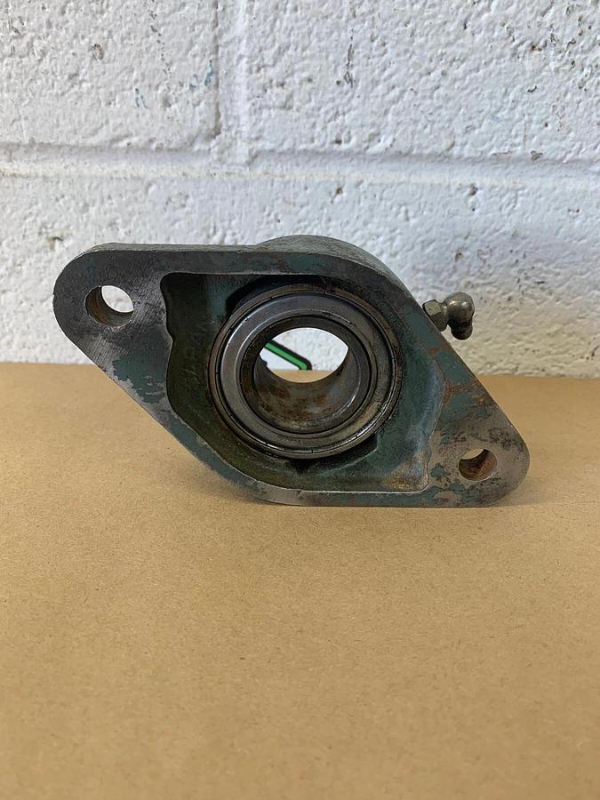Used NTN FL206J 2 Bolt Flange Bearing With UC206-104 Bearing 1.25” Bore