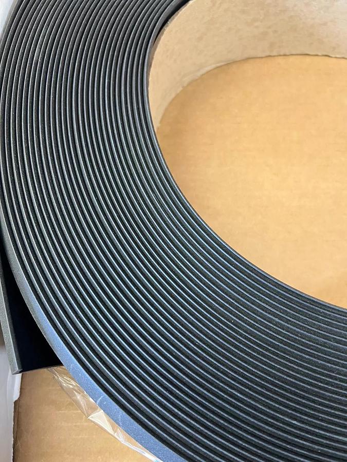 Used Roppe Corporation C40C81P100-023 120ft, Coils, 36.576m Vinyl Cove Base, Black