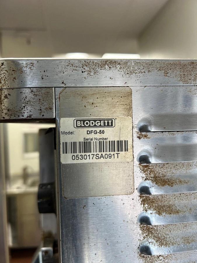 Used Blodgett DFG-50 Double Half Size Convection Oven