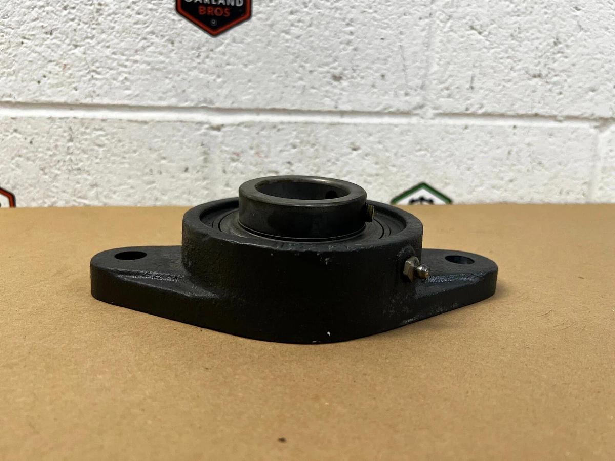 Used IPTCI JEL211 2 Bolt Flange Bearing