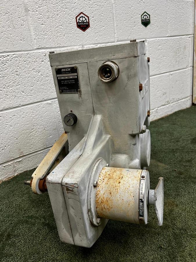 Used BECK 11-207-056012-01-02 Actuator/120V/1PH/60Hz/300VA/ 12A Total