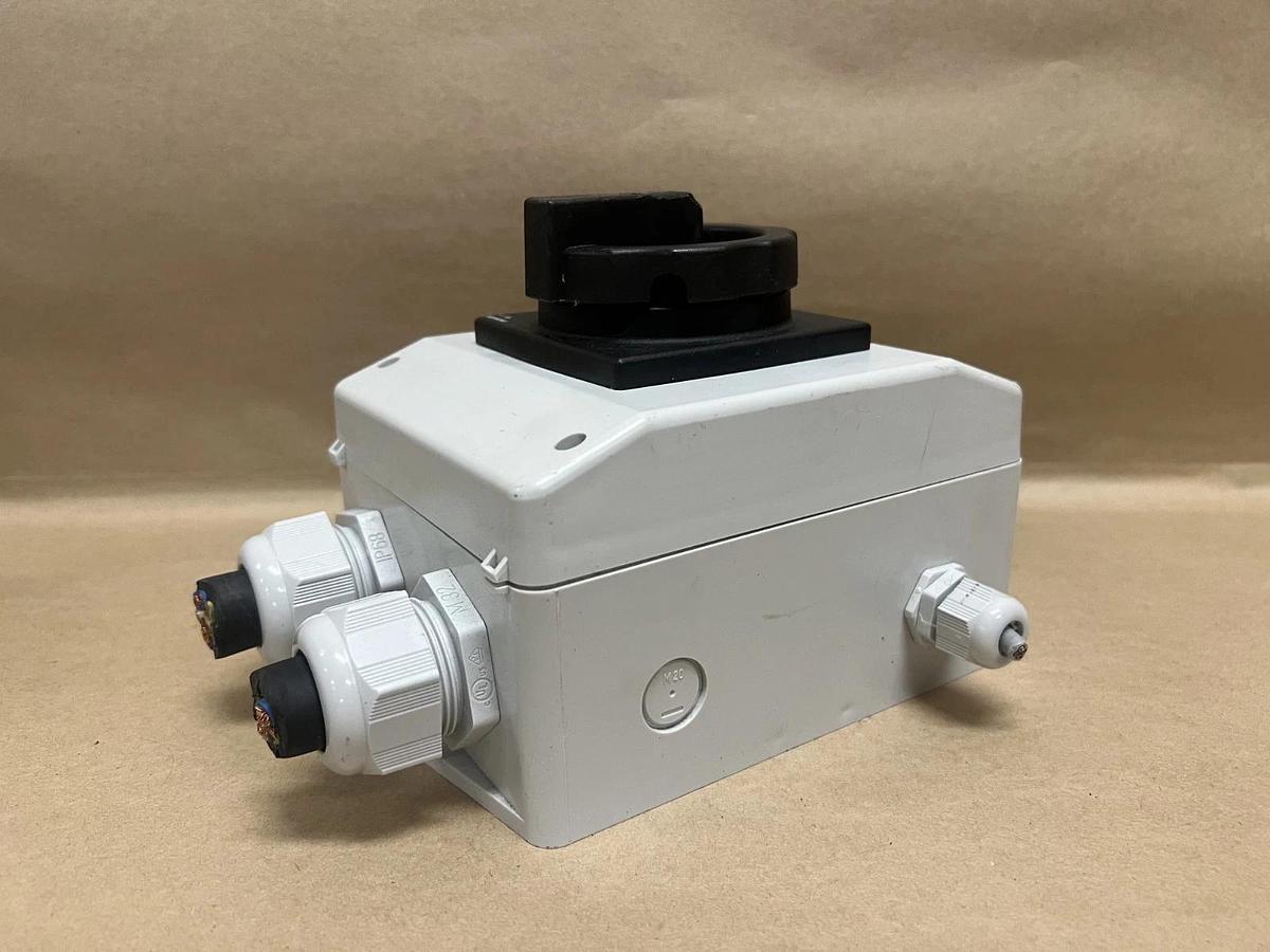 Used Siemens 3LD2565-1TC51 Non-Fused Isolator Switch - Lot of 2