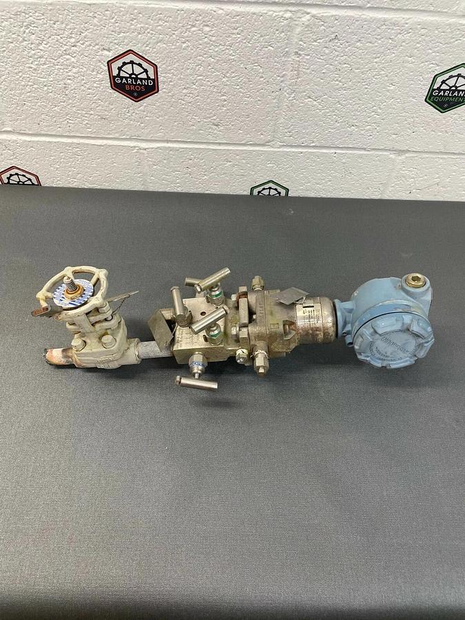 Used Rosemount 305152CDAA2E11A2AB4E5Q4Q8 Pressure Transmitter