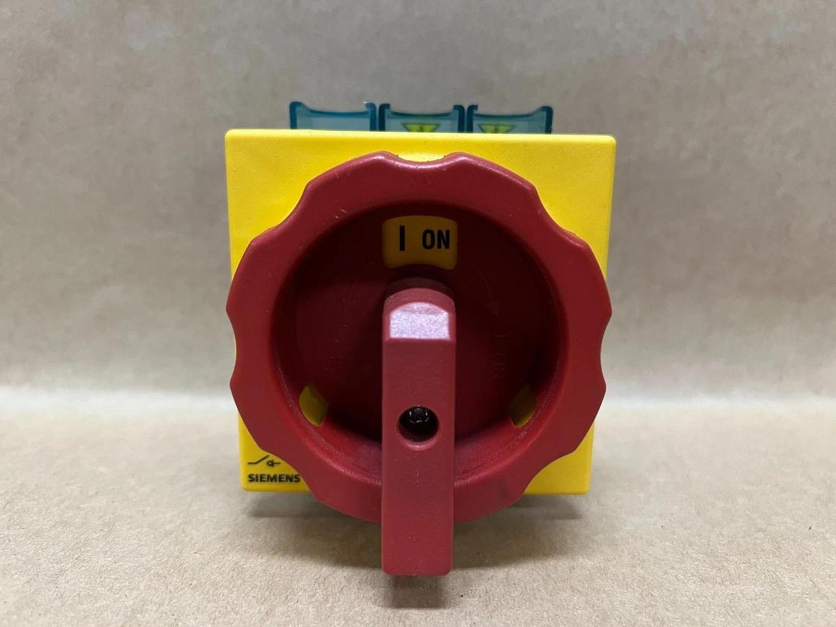 Used Siemens 3LD2704-0TK53 Disconnect Switch