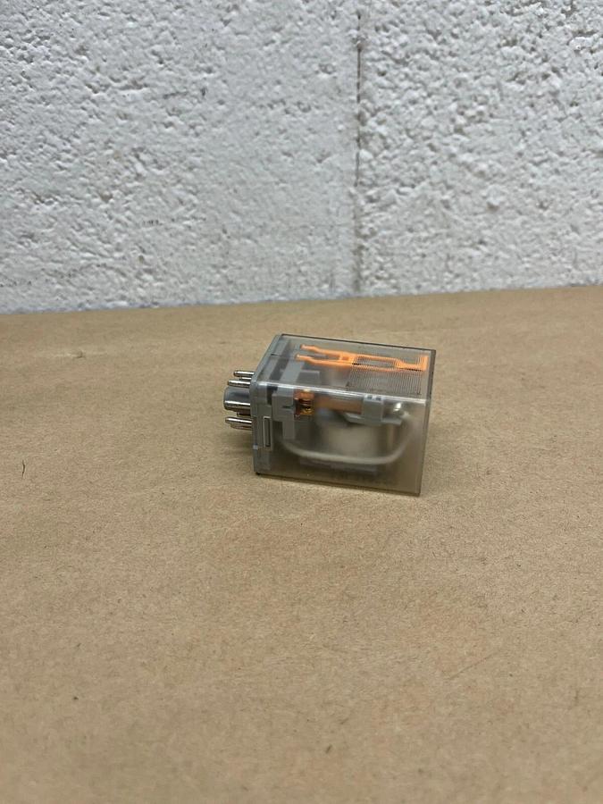 Used Square D 8501KP12V14 Relay, Series F, 24V, 50/60 Hz, 12 A