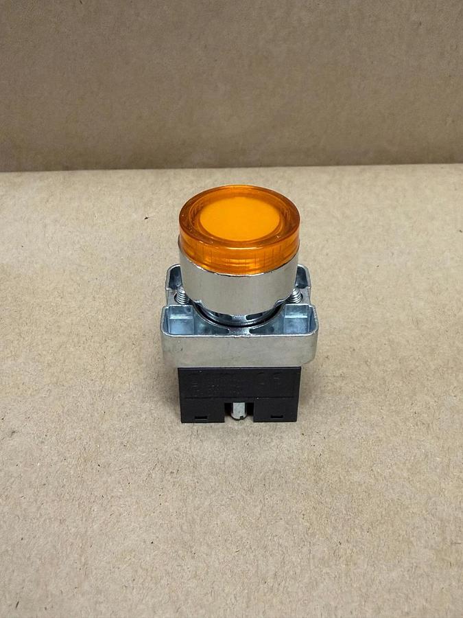 Used Automation Direct GCX1203-24L 22mm Push Button Momentary Yellow *NEW*