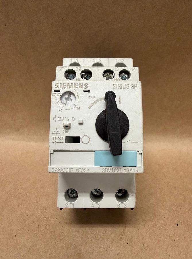 Used Siemens 3RV1021-4BA15 Circuit Breaker