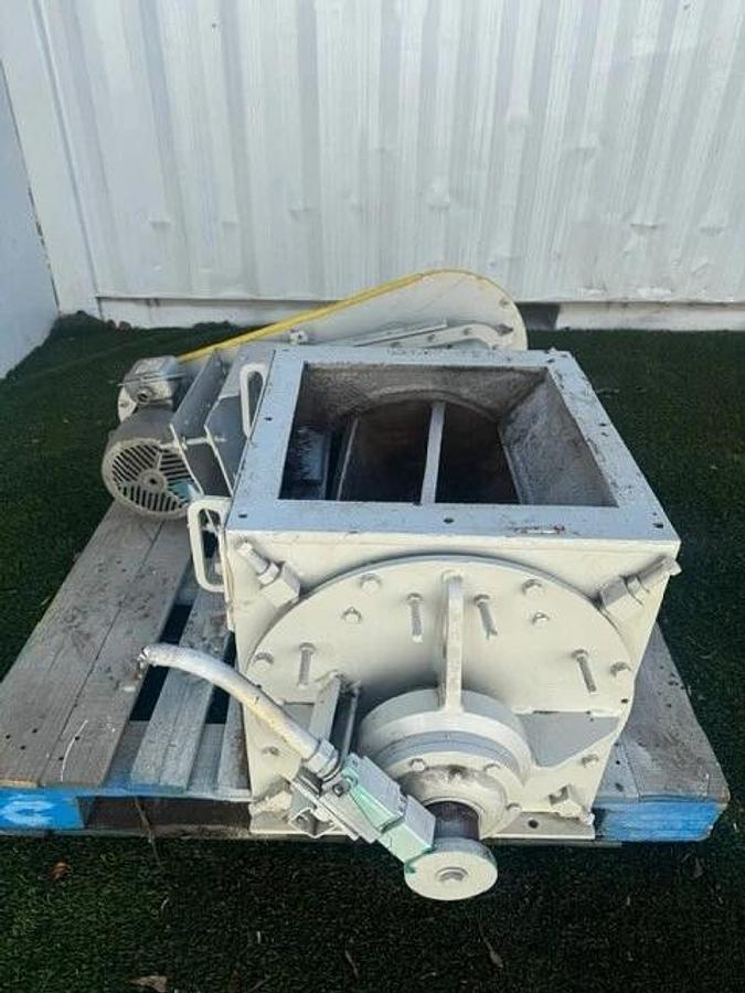 Used Rotary Airlock Feeder 16x16 Toshiba 5HP @ 1725RPM Falk 5203 J25 A, 26.94:1 Ratio