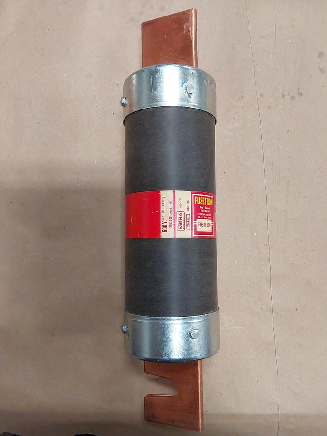 Used Bussman Fusetron FRN-R-20 Fuse, Dual Element Time Delay, Class RK5 (LOT of 8)