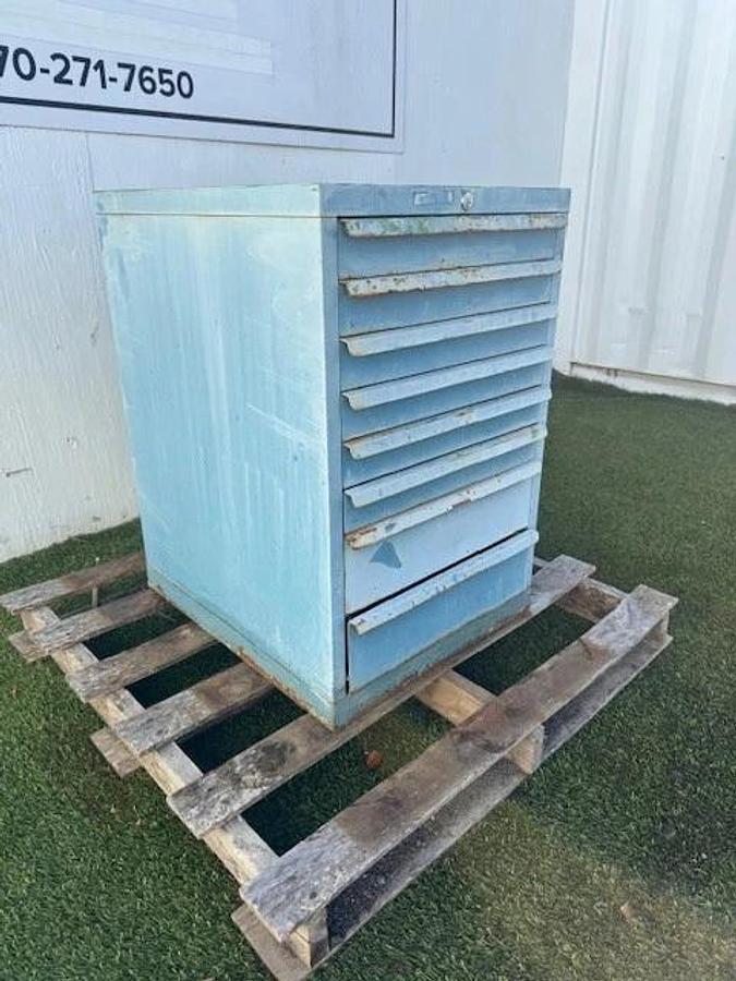 Used Industrial Tool Cabinet 8-Drawer (No Key) W: 22-1/4” H: 27” D: 33-3/4”
