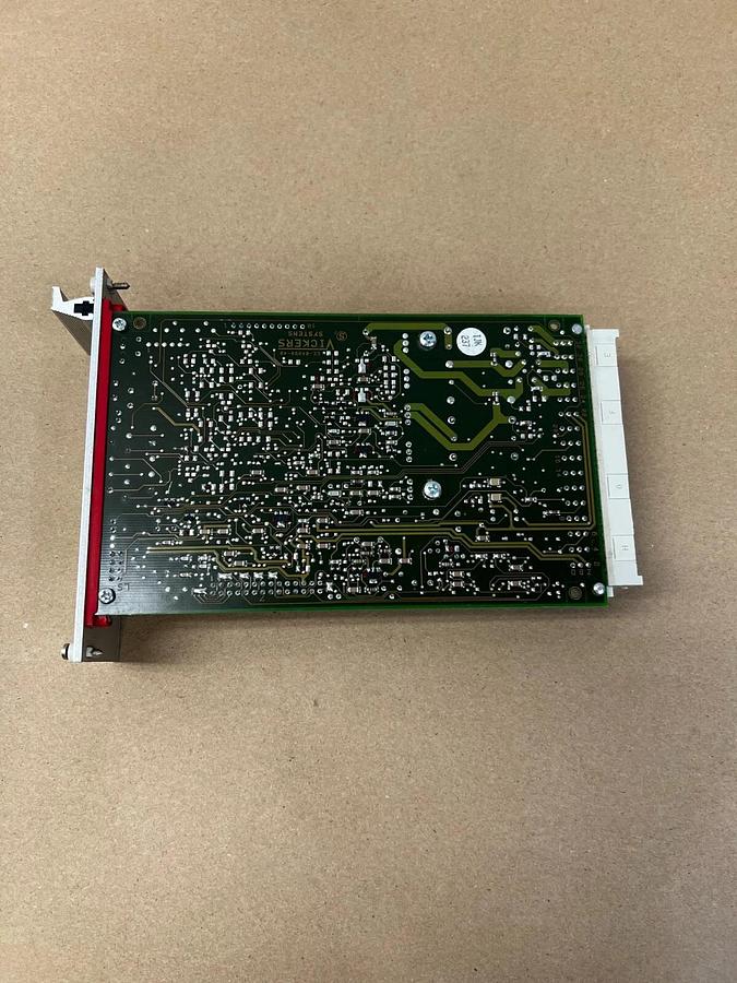 Used Vickers EEA-PAM-513-A-32 Power Amplifier