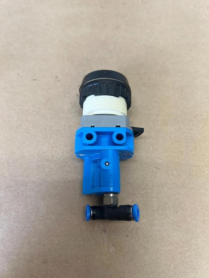 Used Festo 6817 SV-3-M5 0-8 Bar Panel Mount Valve w/ Push Button - Lot of 4