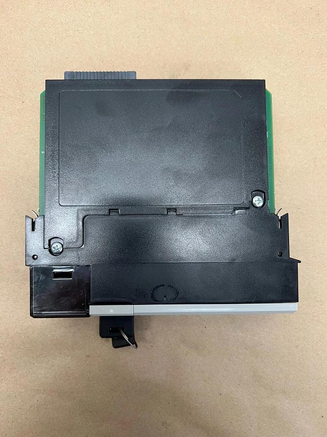 Allen Bradley 1756-L61 Ser B Logix Pac Controllogix 5561 Processor, F/W REV 1.10