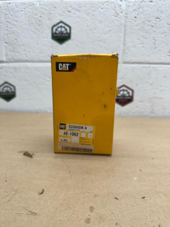 CAT 4E-1062 Cushion Assembly