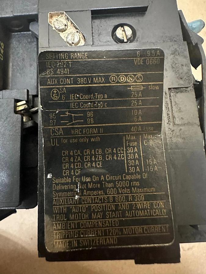 Used General Electric CR4CA Contactor w/ IEC 292-1 Starter