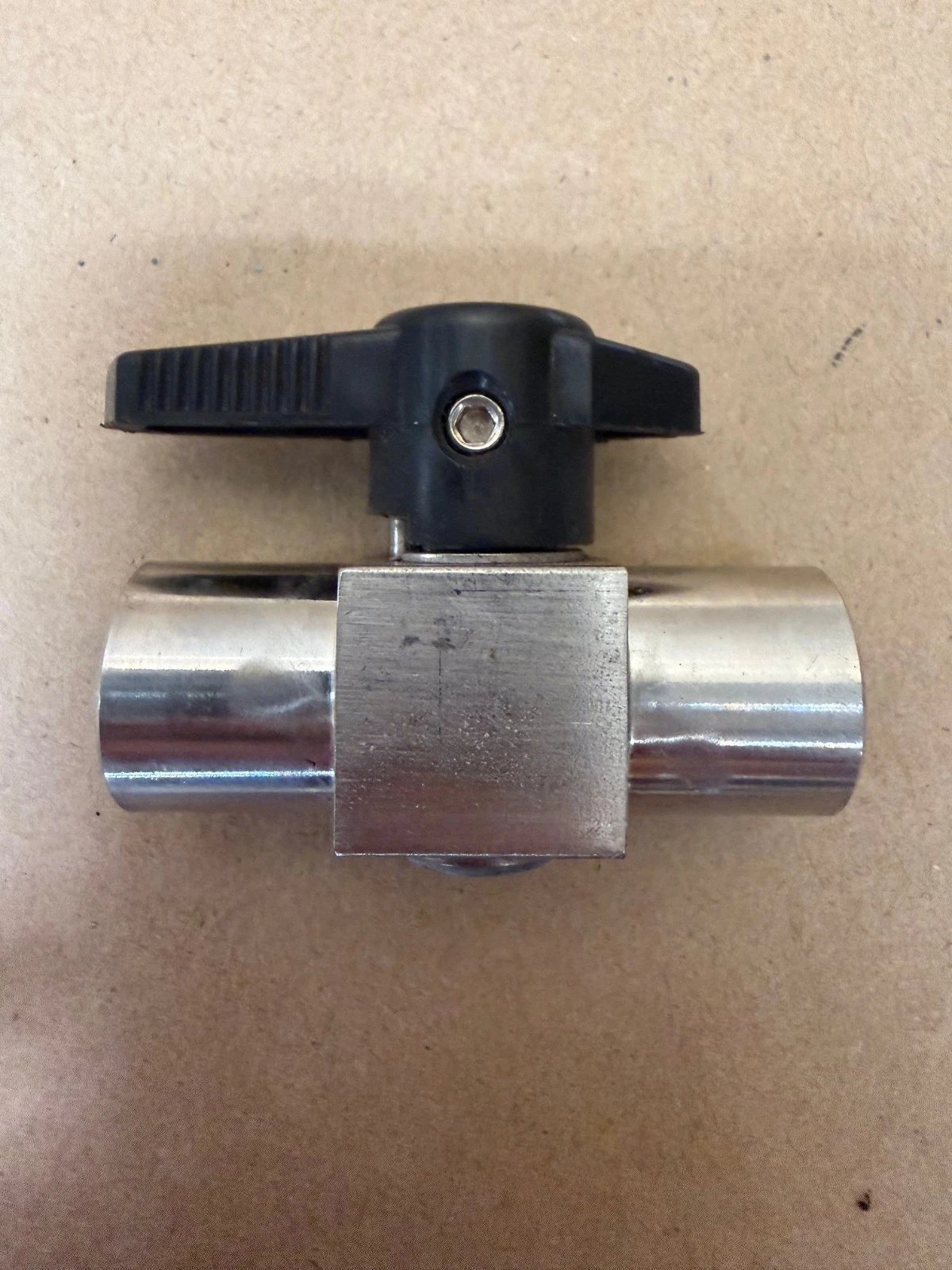 Used Hylok P1VF-4N Plug Valve 1/4” 3000psi