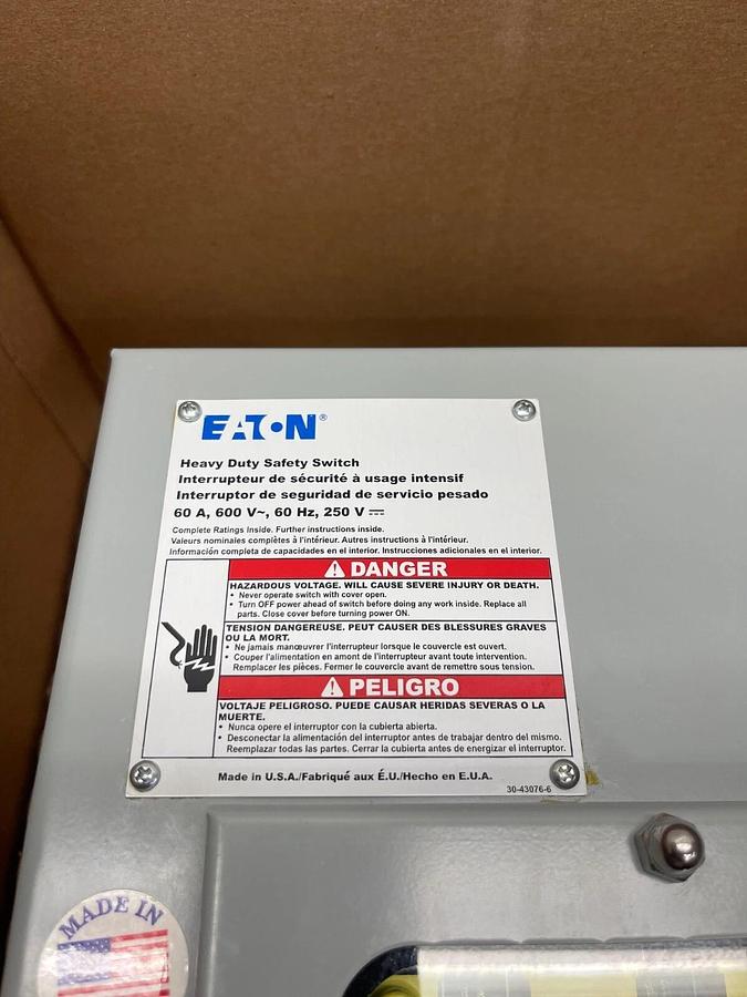 Eaton DH362UDKW Windowed Heavy Duty Safety Switch 3-Pole Non-Fusible Ser C 60A