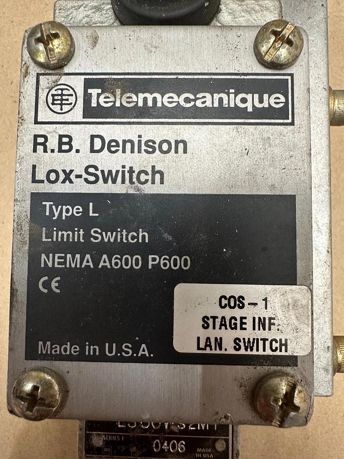 Used Telemecanique L300WS2M1 Type L Limit Switch