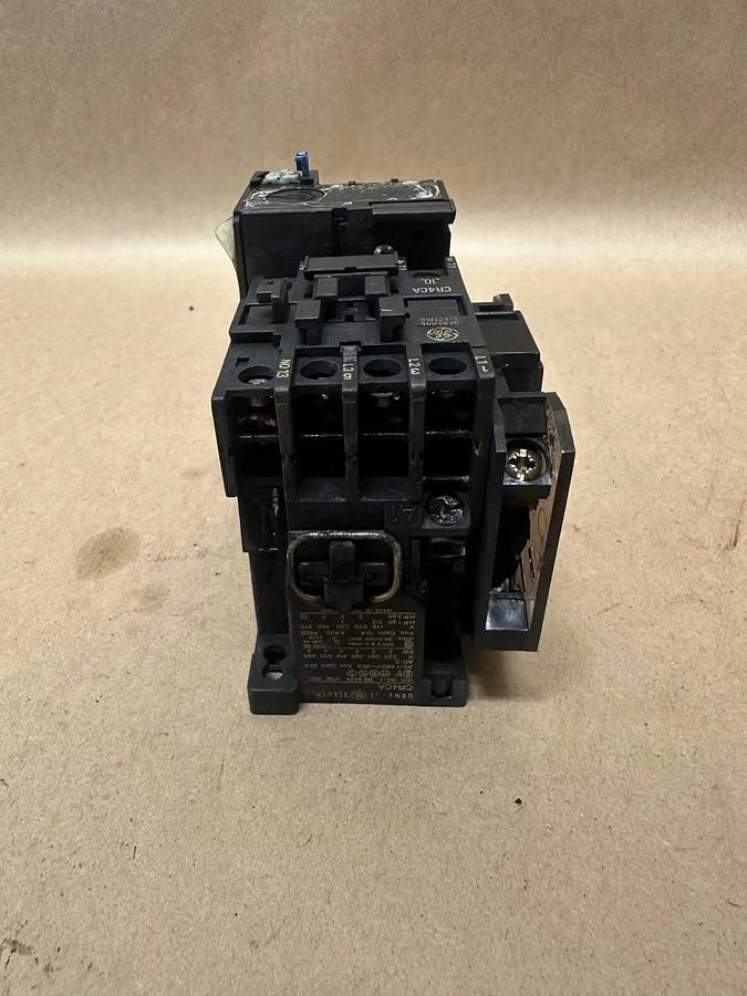 Used General Electric CR4CA Contactor w/ IEC 292-1 Starter