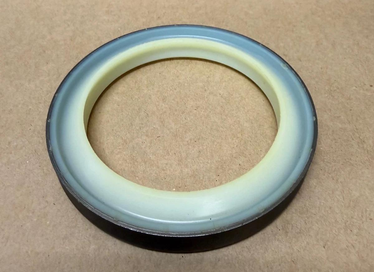 Caterpillar 346-5199 80.49mm Inner Diameter Double Lip Wiper Seal *NEW*