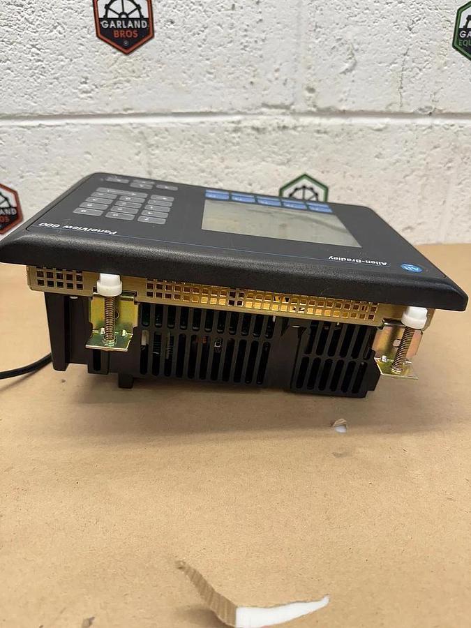 Used Allen-Bradley 2711-B6C20X PanelView 600 Ser B 100-240VAC 0.6-0.35A 50/60Hz, 75VA