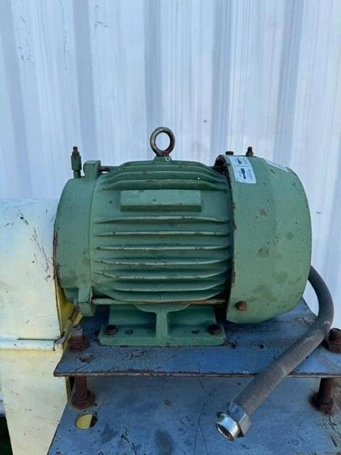 Used Clarke’s CW-71 18x16 Rotary Airlock Feeder, Toshiba 3HP Motor @ 1755 RPM