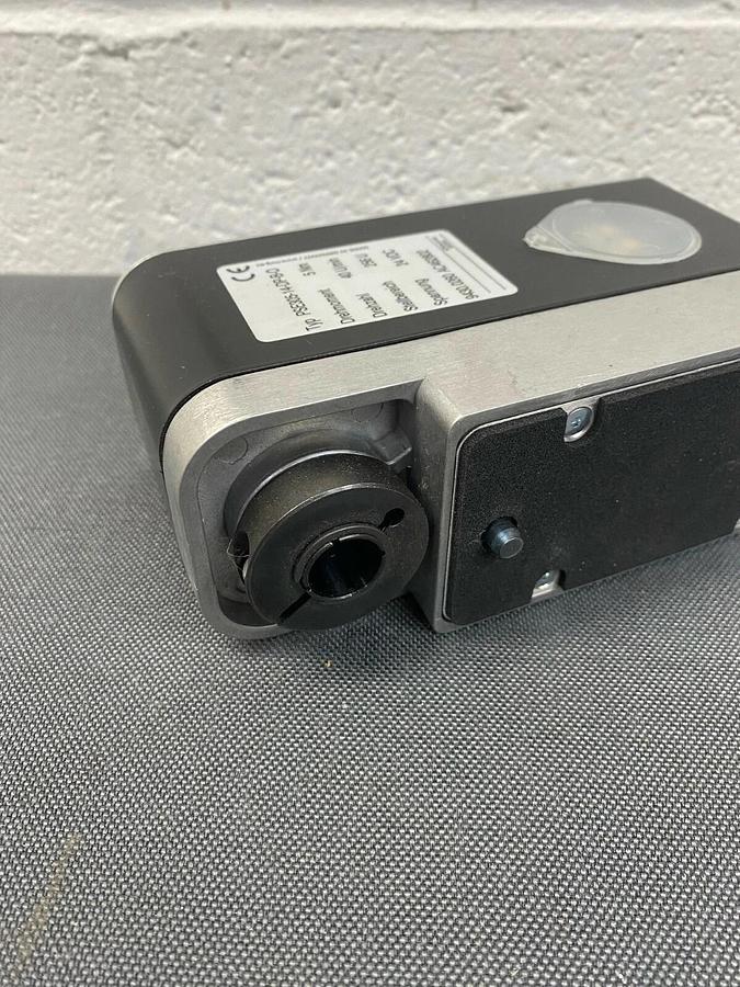 Halstrup Walcher PSE305-14-DP-B-0 Rotary Positioner