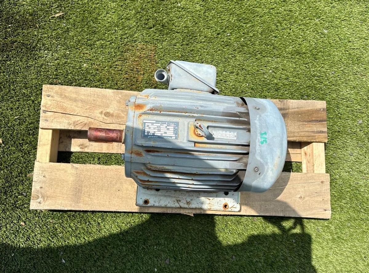 Used MagneTek 9-391132-62 7.5Hp Motor @ 1740RPM, 230/460V, 3 Phase, 60Hz