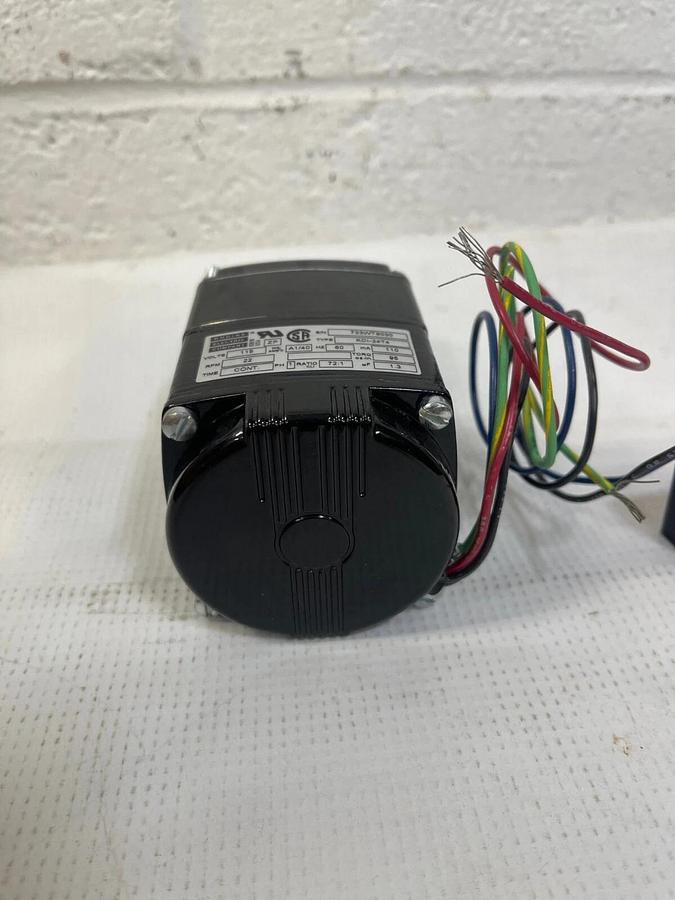 Bodine Electric Comp. KCI-24T4 1 PH Gear Motor 115 Volts 60 Hz