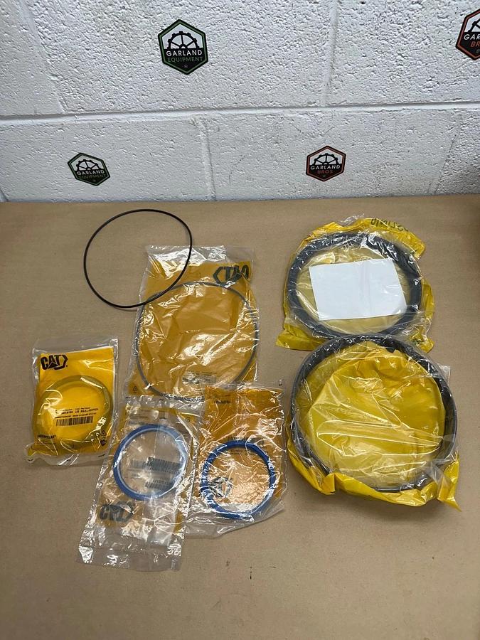 CAT 245-0605 Hydraulic Cylinder Seal-Kit *NEW*