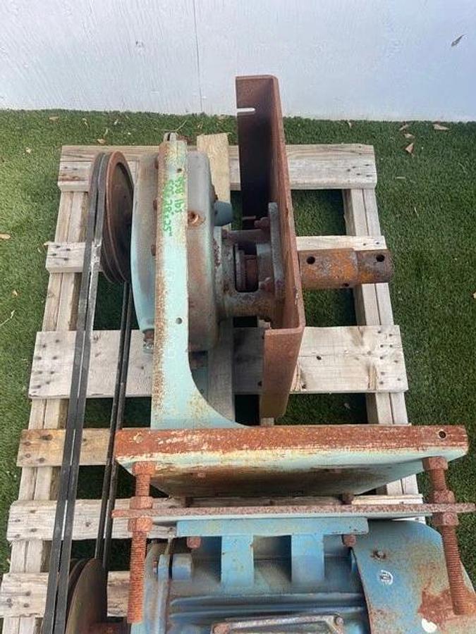 Used Dodge TA4207H9 Speed Reducer, Ratio 9.23:1 w/ North American Elec 25HP, 1760 RPM