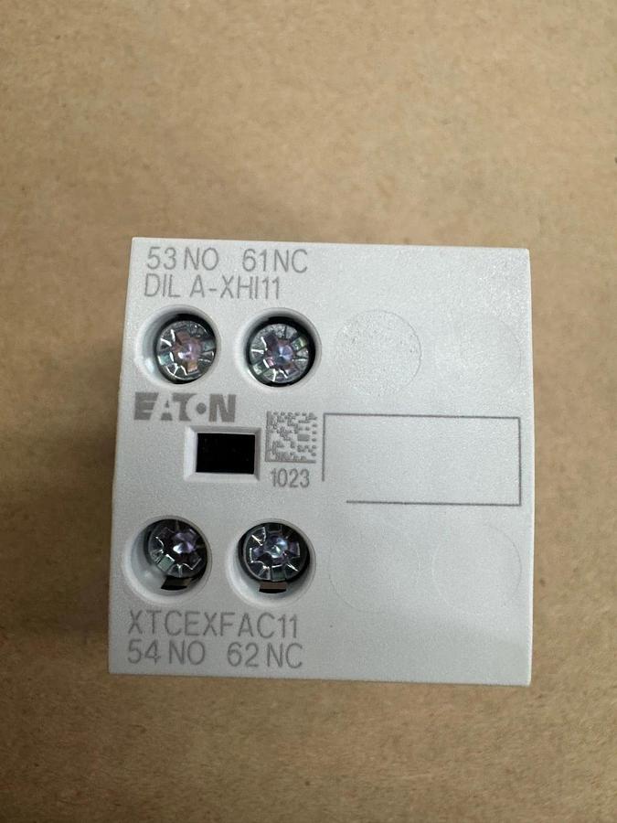 Used Eaton XTCEXFAC11 Contact Blocks, Qty 5 *NEW*