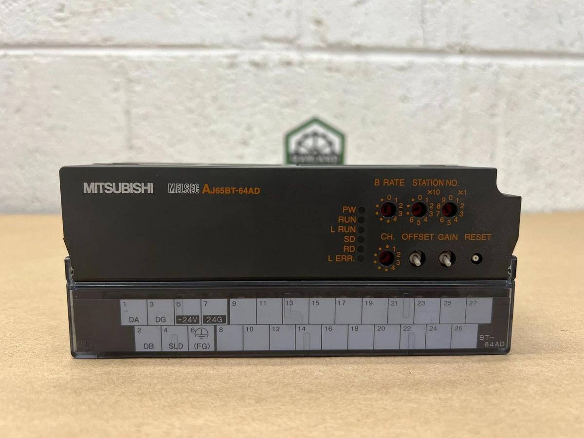 Used Mitsubishi AJ65BT-64AD CC-Link A/D Converter Unit