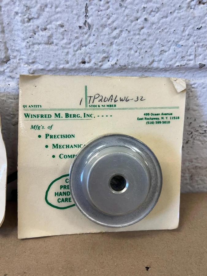 Used Winfred M. Berg TP20A6W6.32 Timing Pulley - Lot of 3