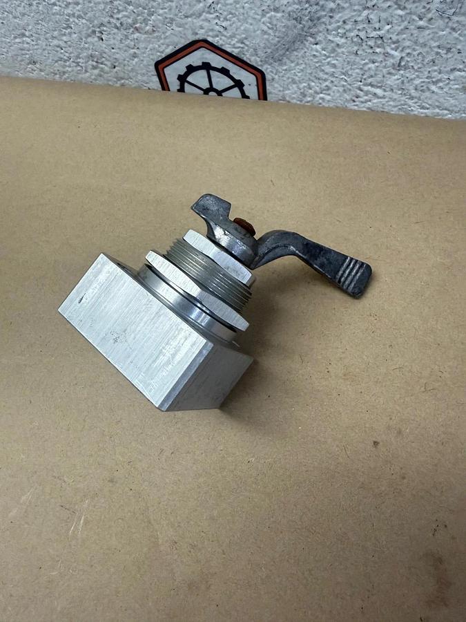 Used Parker 8443E-6D28P Mini Low Torque Valve