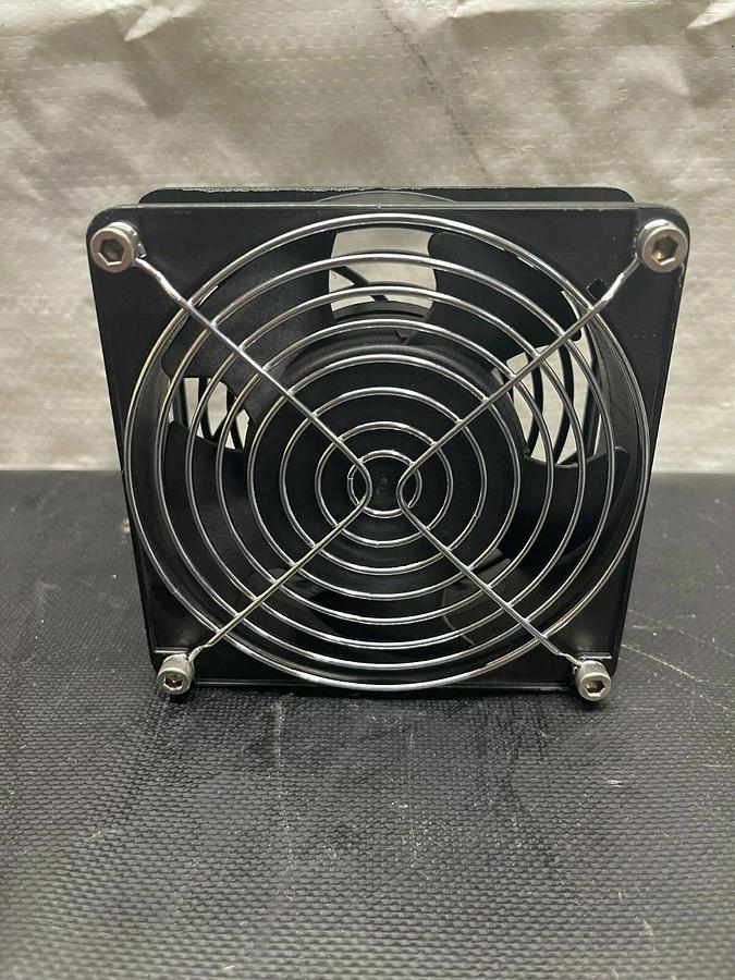 Used Toyo T30, 220/230 VAC, 50/60 Hz, 20/19 W, 2600/3000, Cooling Blower