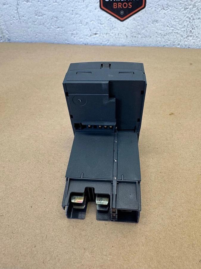 Used Schneider Electric LUCA05FU Standard Control Unit *NEW*