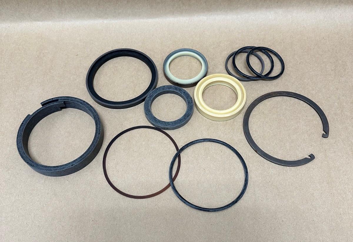 Used Steering Cylinder Kit 2542570 *NEW*