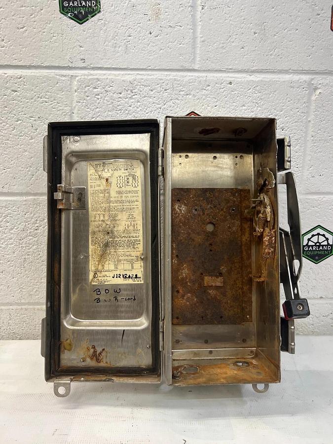 Used Square D H36IDS Safety Switch 30 A