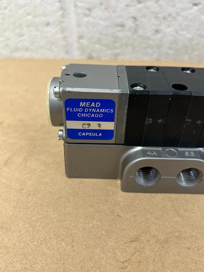 Mead C2-3 Air Piloted Valve, 5 Port