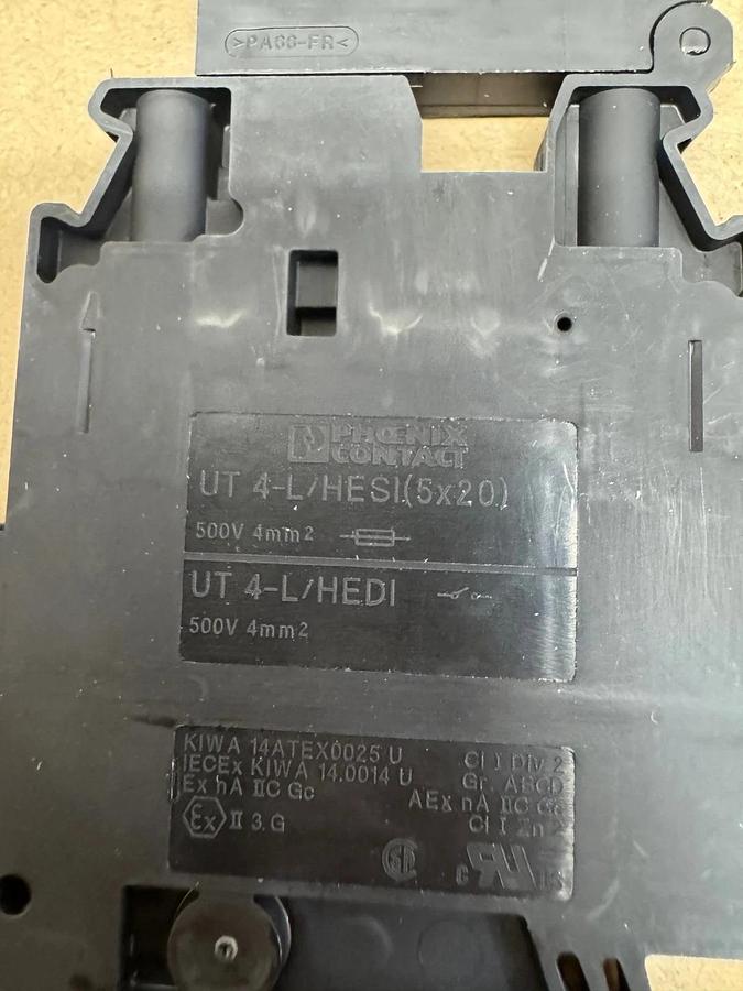 Used Phoenix Contact UT 4-L/HESI (5x20) Terminal Blocks (QTY of 10) *NEW*
