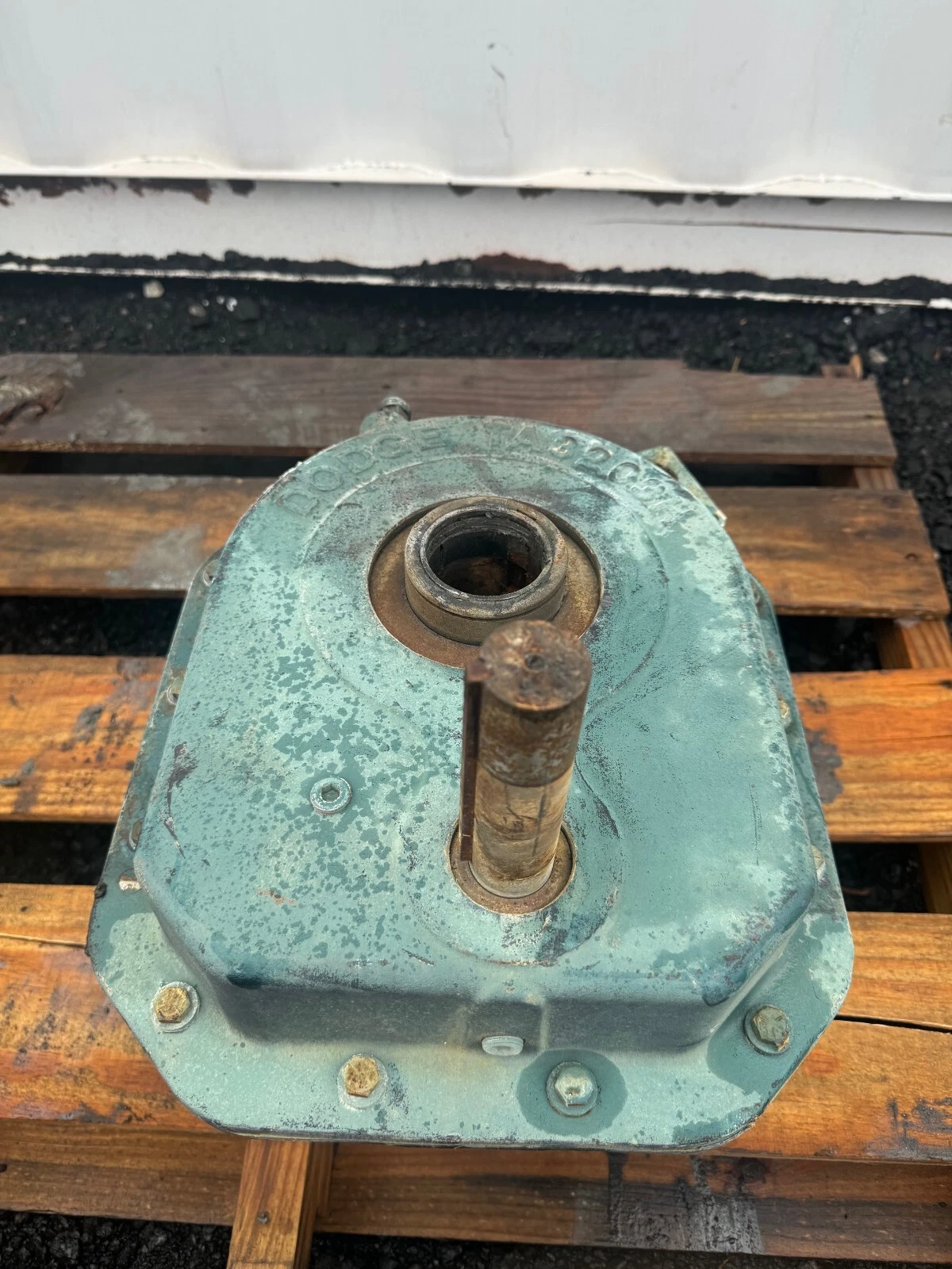 Used Dodge TA3203H05 Gear Drive, Speed Reducer, Ratio 4.913:1, 1-3/8” Shaft w/ Collar