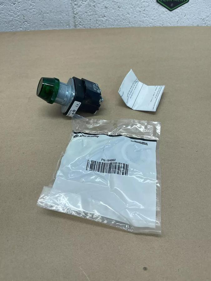 Used Allen-Bradley 800T-PH16G Ser V 30mm Pilot Light Green Lens LED Lamp 120VAC