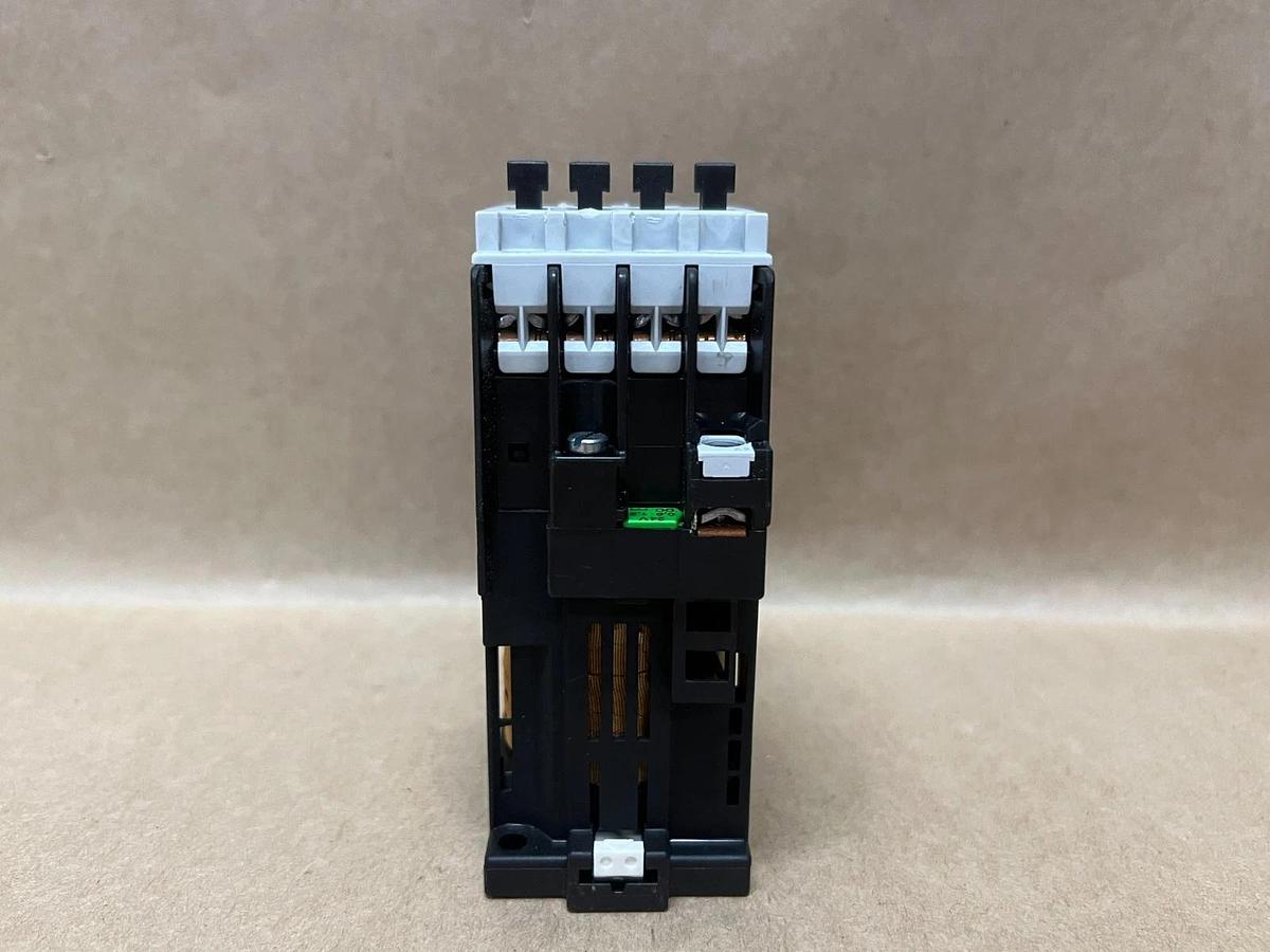 Used Siemens 3TF3010-0B Contactor