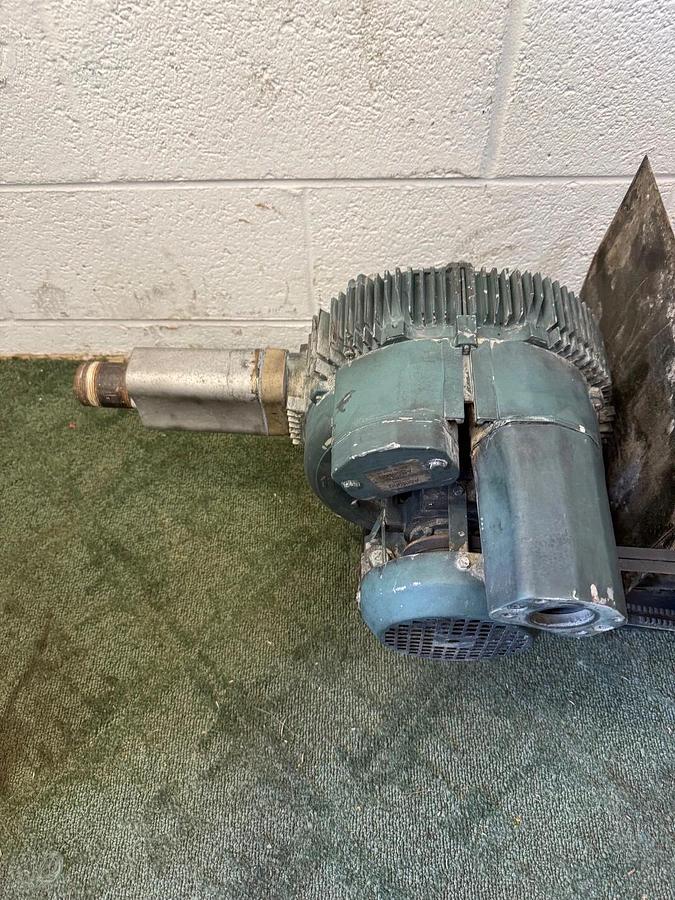 Used Siemens ELMO-G 2BH1 413-1HY99-Z Vacuum Pump, Baldor M3616T 7.5Hp 3450RPM, Motor