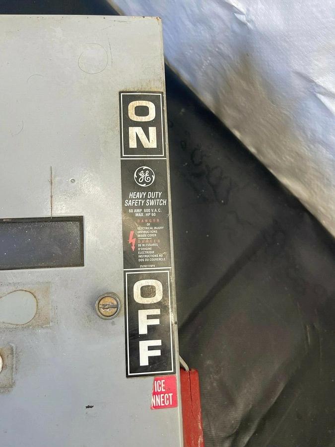 Used General Electric THN3362JW Safety Switch Model: 10, 60 Amp