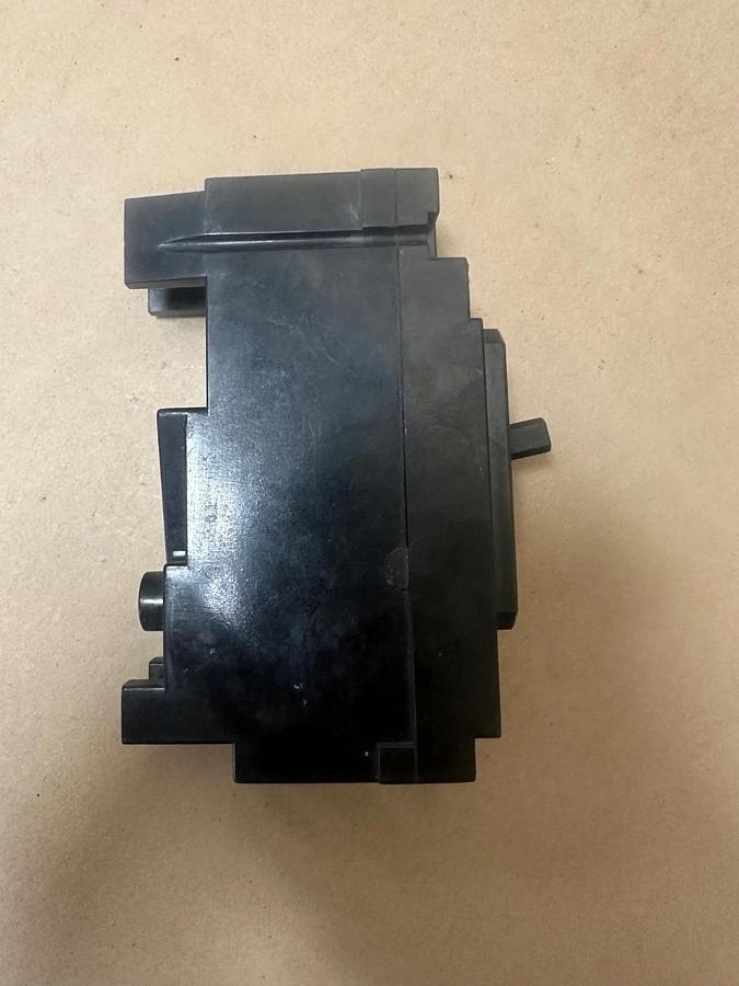Used I.T.E. EE1-H020 20A 1 Pole Circuit Breaker