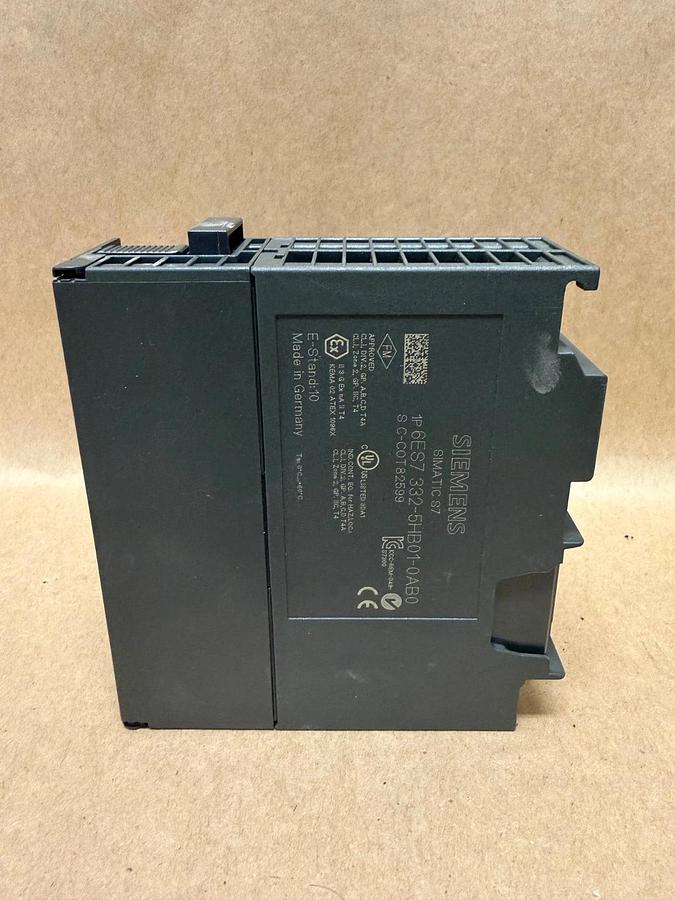 Used Siemens 332-5HB01-0AB0 SIMATIC S7 Analog Output Module