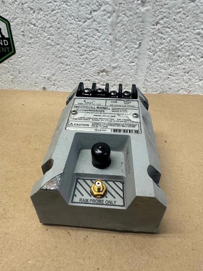 Used Ingersoll Rand 1X35869 2 Wire Vibration Transmitter, 4-20mA, 12-35 VDC, 200 mV
